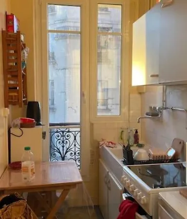 Bright Cosy Studio - Bedsit - 19 M2 For 1 Or 2 P アパート *